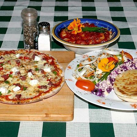 Bed and Breakfast Tower Of Pizza à Ethels Drive Extérieur photo
